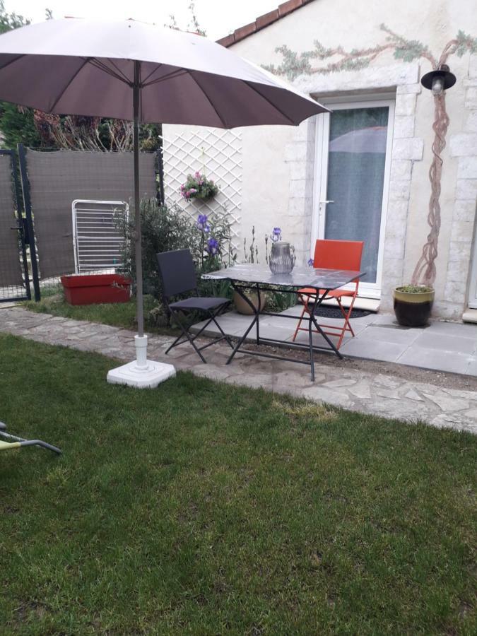 Brig'Gîte LʼIsle-sur-la-Sorgue Extérieur photo